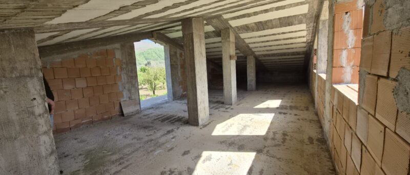 Villa indipendente al grezzo