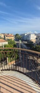 NUOVO INCARICO IN ESCLUSIVA! 🏢 BELLIZZI CENTRO &ndash; OCCASIONE UNICA D'INVESTIMENTO INTERO STABILE INDIPENDENTE SUI 4 LATI CON GIARDINO EDIFICABILE
