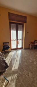 NUOVO INCARICO IN ESCLUSIVA! 🏢 BELLIZZI CENTRO &ndash; OCCASIONE UNICA D'INVESTIMENTO INTERO STABILE INDIPENDENTE SUI 4 LATI CON GIARDINO EDIFICABILE