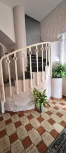 NUOVO INCARICO IN ESCLUSIVA: SARNO - LAVORATE Splendida Casa Indipendente con Ampio Giardino Privato